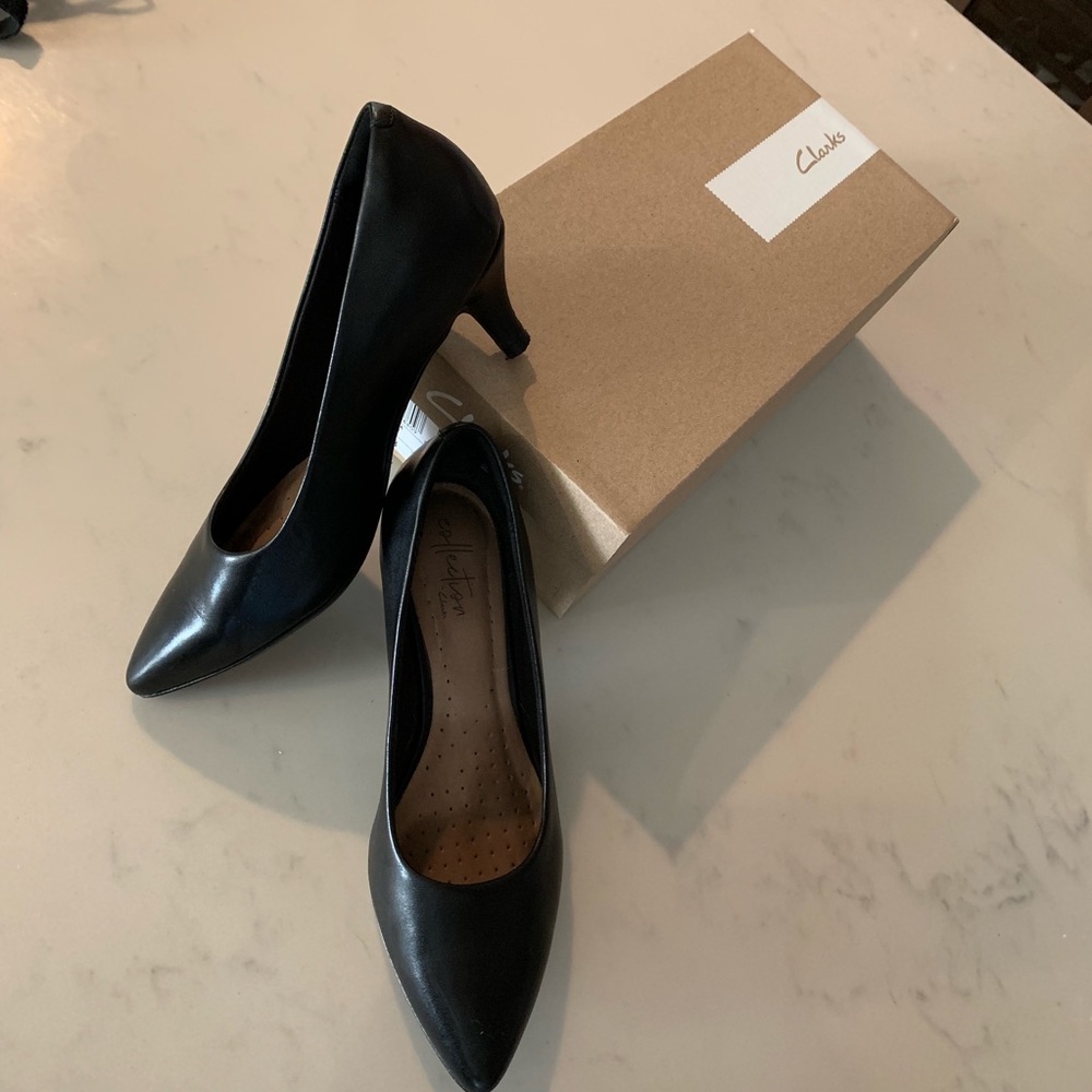 Clark’s women’s black heel
